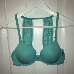 Aerie Harper 34C with Design Back!